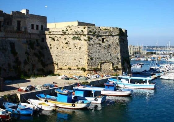 visit gallipoli holiday in puglia