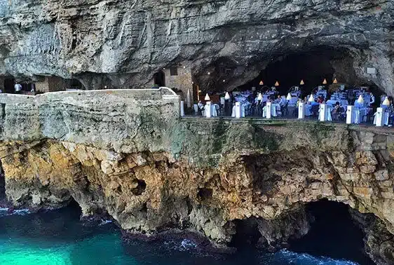 grotta palazzese
